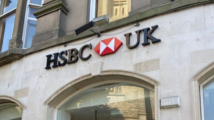 HSBC Premier bank switch: £500 voucher HSBC branch