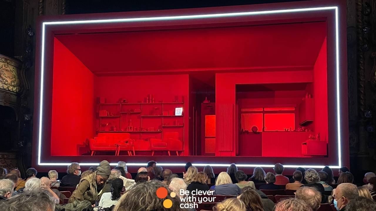 image of a theatre audience